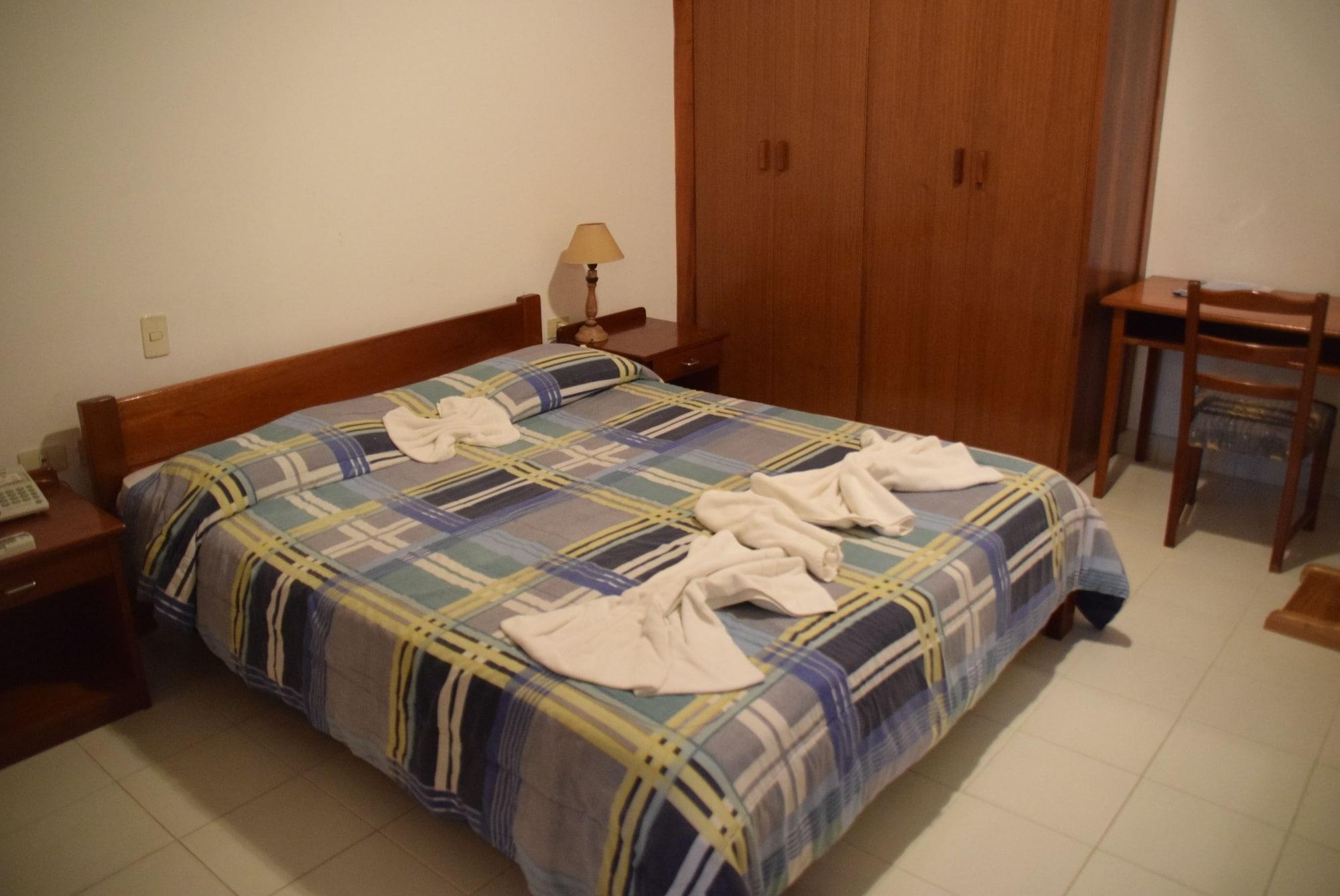 אסונסיון Hotel Portal Del Sol מראה חיצוני תמונה