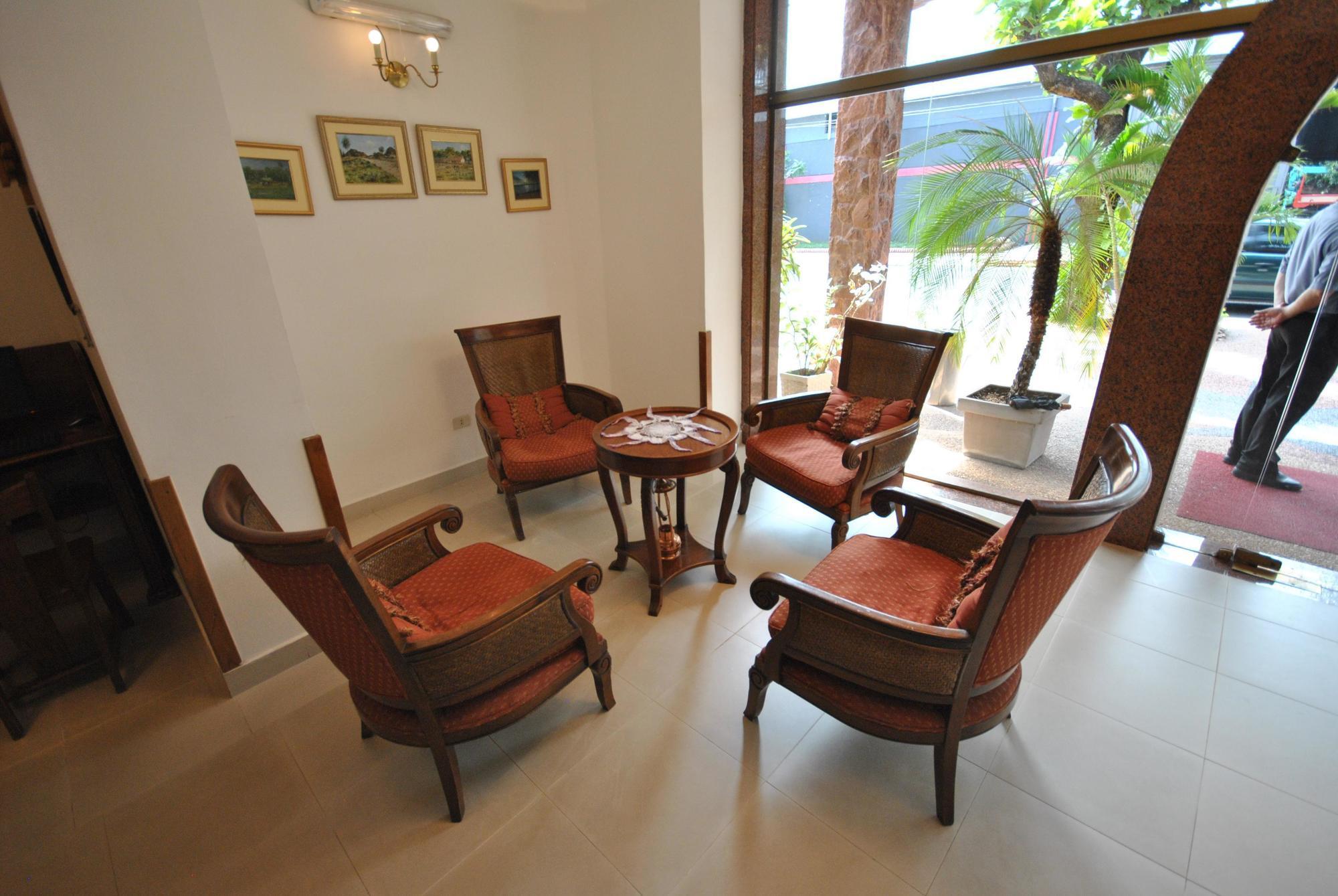 אסונסיון Hotel Portal Del Sol מראה חיצוני תמונה