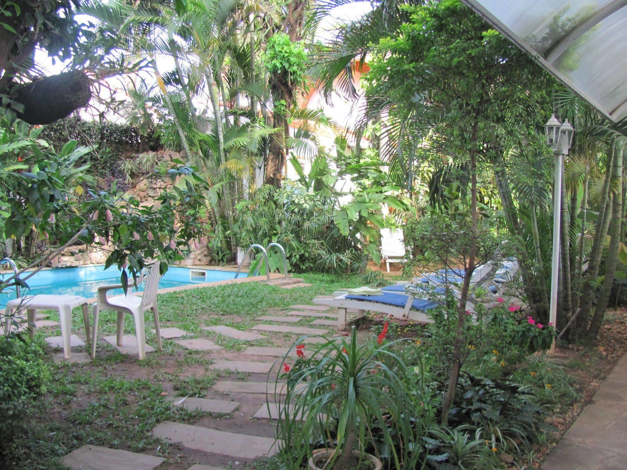 אסונסיון Hotel Portal Del Sol מראה חיצוני תמונה